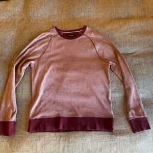 Banana republic medium long sleeve crew quasi sweater, red